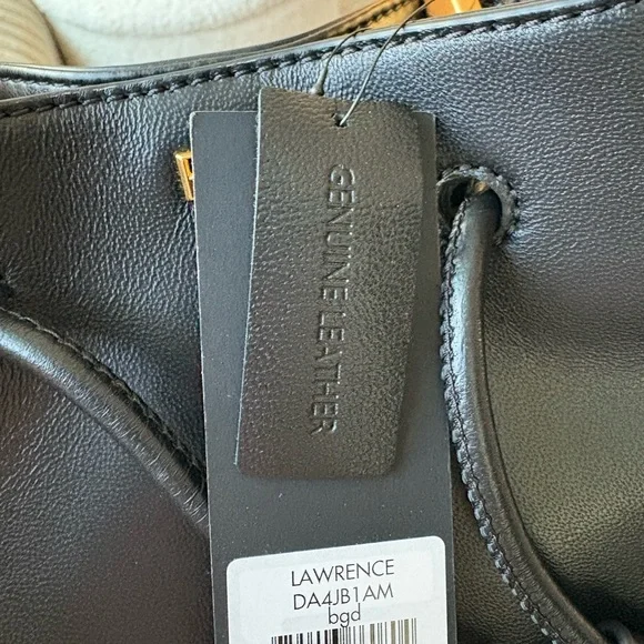 Donna Karan New York Lawrence Bucket Bag - Picture 5 of 5